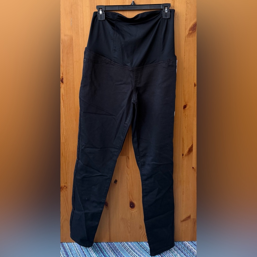 Isabel Maternity Women’s Black Skinny Jegging Pants 29 Inseam - size 6 (28) NWT
